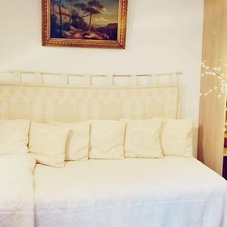 Small Luxurious Room In The Heart Of Saint Germain Παρίσι Εξωτερικό φωτογραφία