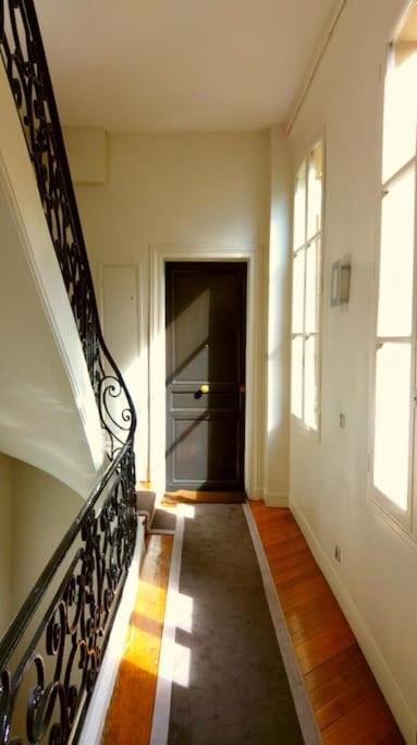 Small Luxurious Room In The Heart Of Saint Germain Παρίσι Εξωτερικό φωτογραφία