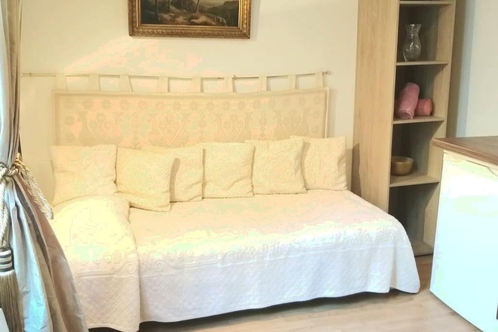 Small Luxurious Room In The Heart Of Saint Germain Παρίσι Εξωτερικό φωτογραφία