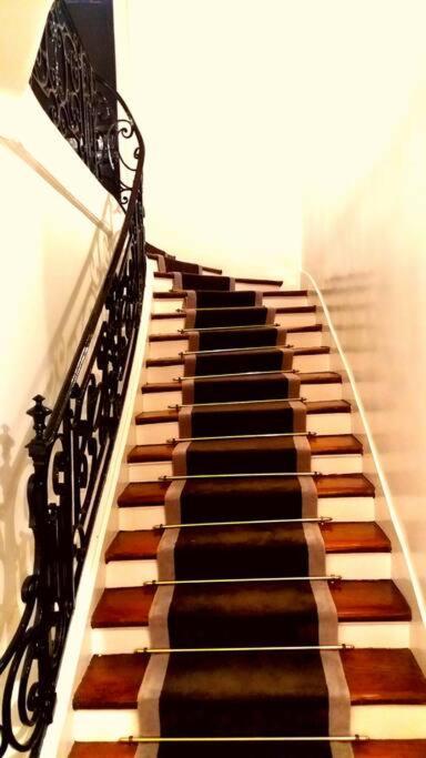 Small Luxurious Room In The Heart Of Saint Germain Παρίσι Εξωτερικό φωτογραφία